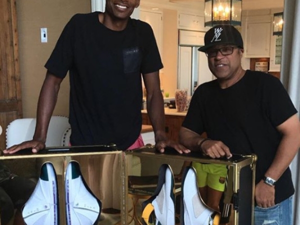 Jordan Brand 為雷槍送上名人堂大禮！經典戰役穿過的鞋款你記得幾雙？