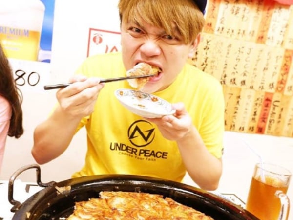 百顆煎餃挑戰失敗！「蔡阿嘎」慘遭大胃王「千千」diss：這年紀吃八十顆很厲害了