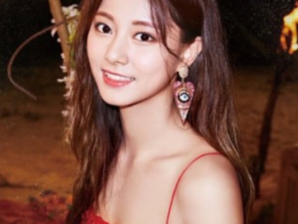 泫雅因認愛遭開除，另一頭 JYP：「Twice 成員下個月就可以開始談戀愛！」
