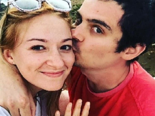 《樂來越愛你》導演與愛情長跑多年女友結婚！一年前在同個地方浪漫求婚