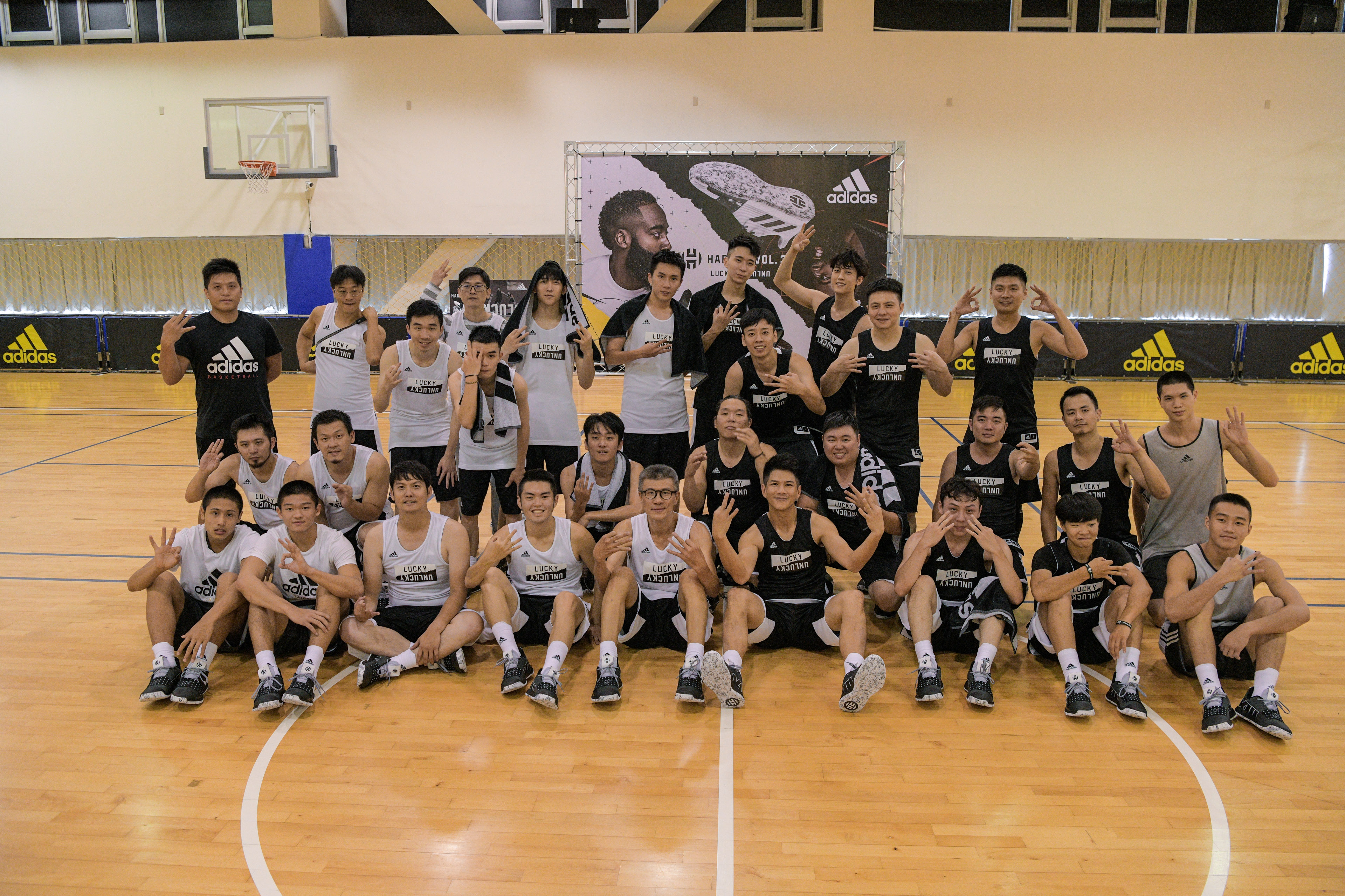 自己的好運、對手的惡夢！adidas 最新鞋款 Harden Vol.3 實戰開箱心得分享！
