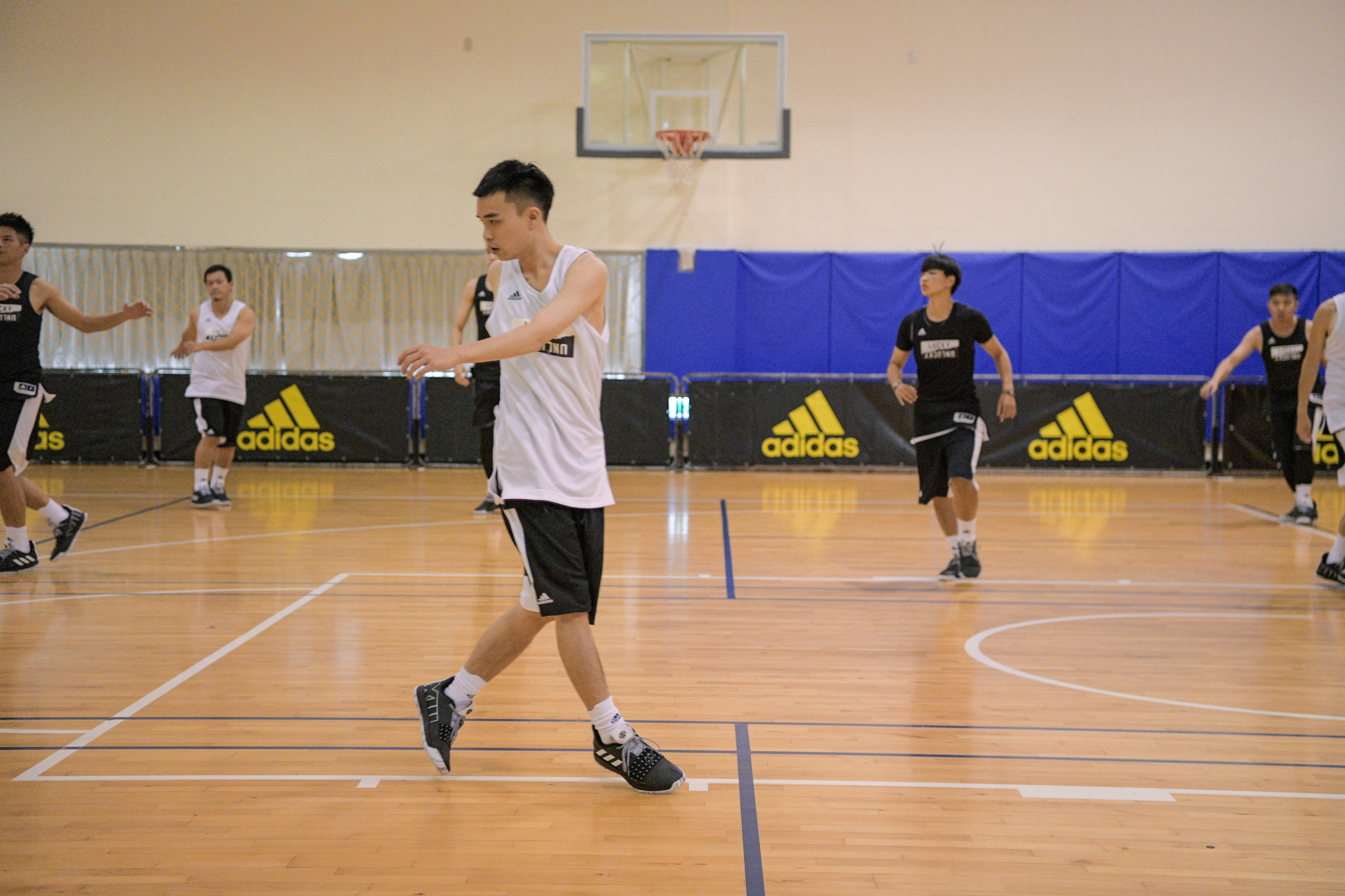 自己的好運、對手的惡夢！adidas 最新鞋款 Harden Vol.3 實戰開箱心得分享！