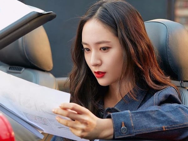 美炸!Krystal 新劇《Player》高顏值罪犯「車手服」 「扒手裝」風靡韓國!