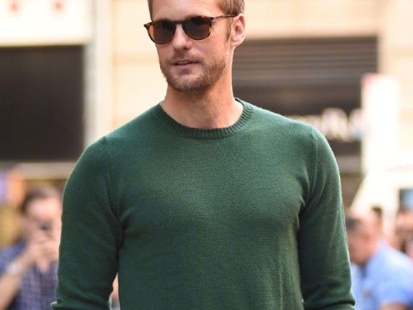 《泰山傳奇》Alexander Skarsgård 身高 194 一現身宛如巨人　展現小臉大胸肌、長腿完美比例！
