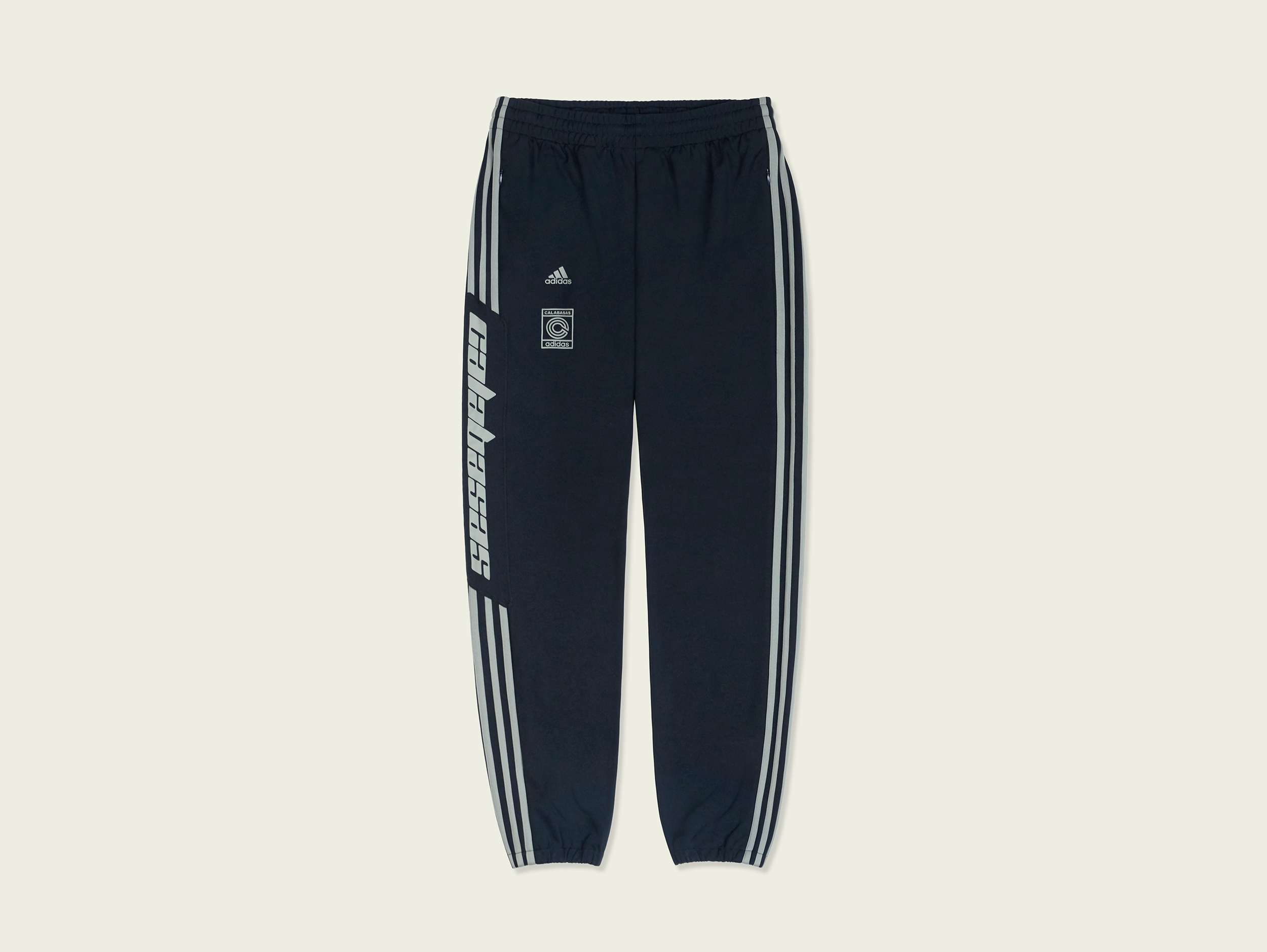 想要「肯爺同款」 CALABASAS TRACK PANT 新配色 ？甭找代購，因為台灣也買得到！