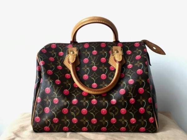 原來 LV 不只是一個旅行箱品牌!盤點 6 個 LV 與藝術家的聯名系列