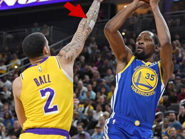 刺青事件又一樁！Lonzo Ball 手臂「BBB」刺青遭聯盟警告　不想被罰錢用白布遮住！