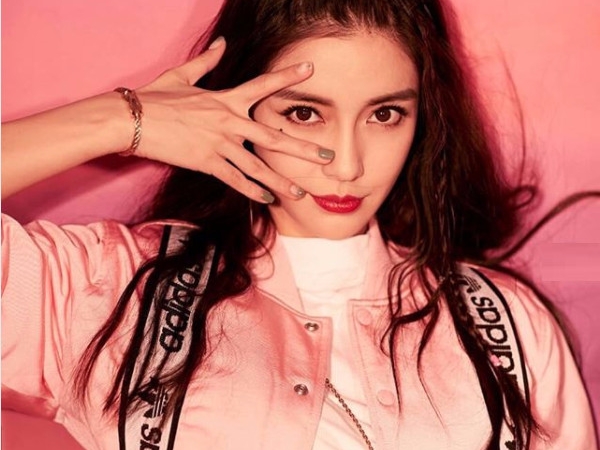 太腰瘦！Angelababy 「露腰運動風」出席品牌活動，網友驚：那腰不科學！