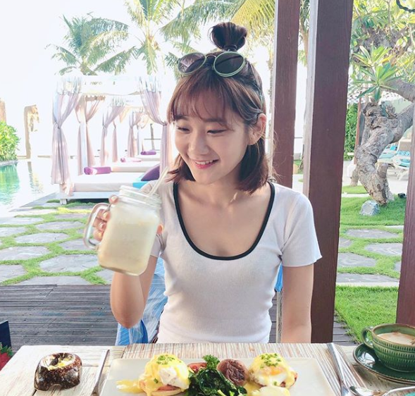 給貓吃巧克力冰棒？「愛莉莎莎」惹怒貓奴網軍：沒常識瞎妹！