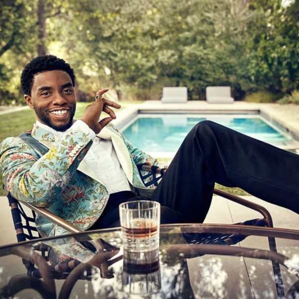 《黑豹》男主角查德威克·鮑斯曼與《復仇者聯盟3》羅素兄弟再次合作！封街拍攝新電影