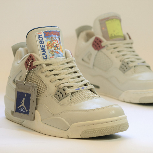 童年回憶噴發！AJ4「Game Boy」版本釋出　鞋後跟竟然還有「A、B 按鈕」！