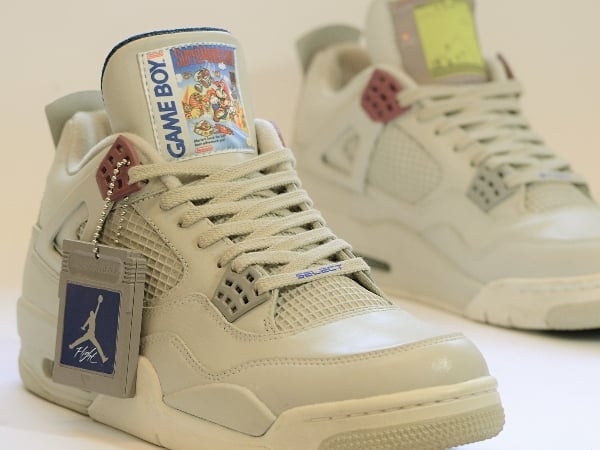童年回憶噴發!AJ4「Game Boy」版本釋出 鞋後跟竟然還有「A、B 按鈕」!