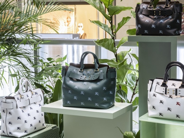 Burberry Conservatory 期間限定店登場！現場將推出多款限定 Belt Bag