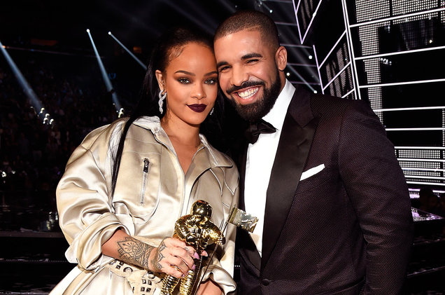 「她是自我 22 歲以來最愛的人!」Drake 坦言對 Rihanna 仍好感,希望和她能有美好的家庭!