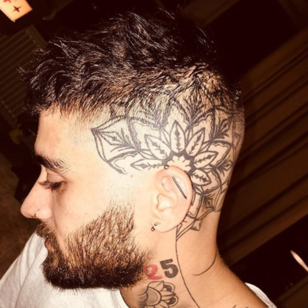 好看嗎？贊恩秀出驕傲的「頭皮刺青」　從今年開始突破全新紋身部位界線！