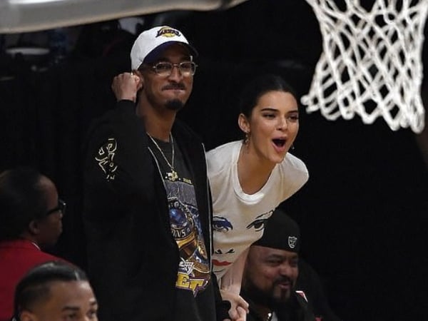 NBA 湖人隊主場開幕戰星光閃閃，這些明星都去觀戰了！