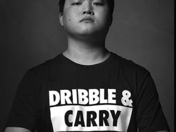 與姆斯並列代言人身份！NIKE 簽下首位《英雄聯盟》職業電競選手 Uzi 傳遞「Dribble & _____ 」精神