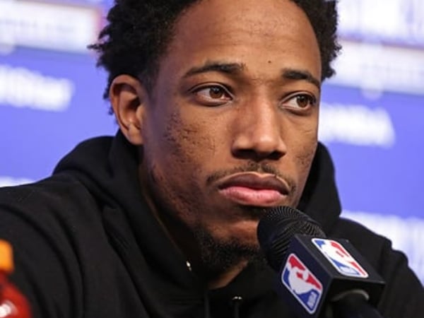 中二病發作？！DeRozan 透露「在球場上會化身成為黑暗面的我」　網友：日本動漫看太多？