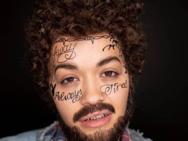Post Malone 成為今年萬聖節熱門 Cosplay 對象 這位「女歌手」神似到引眾人驚呼!