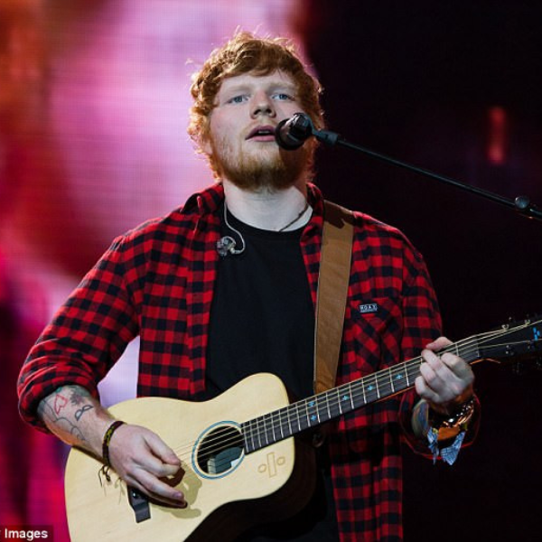 你想擁有嗎？紅髮艾德捐 300 件私人用品慈善募款　其中包含了 6 件原味內褲...