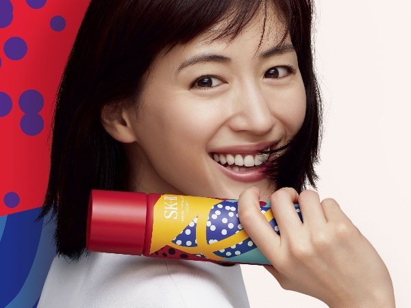 SK-II 2018青春露KARAN限量版聯名新銳澳洲藝術家Karan Singh潮翻上市!