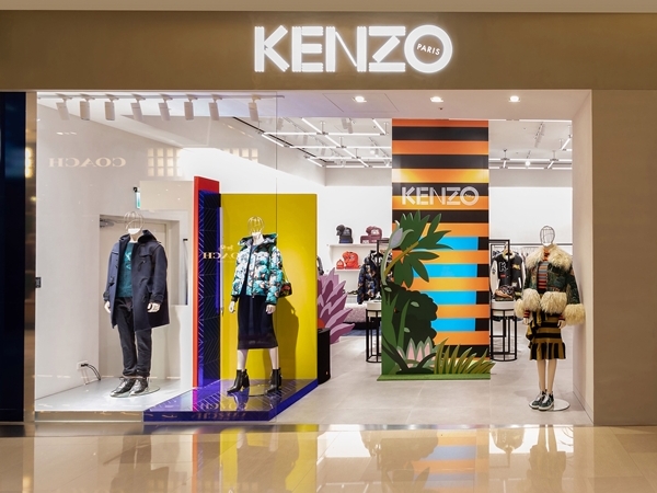 台中潮人就等這天！時裝周炸翻全場的Kenzo全新概念店，盤點必朝聖幾套經典穿搭！