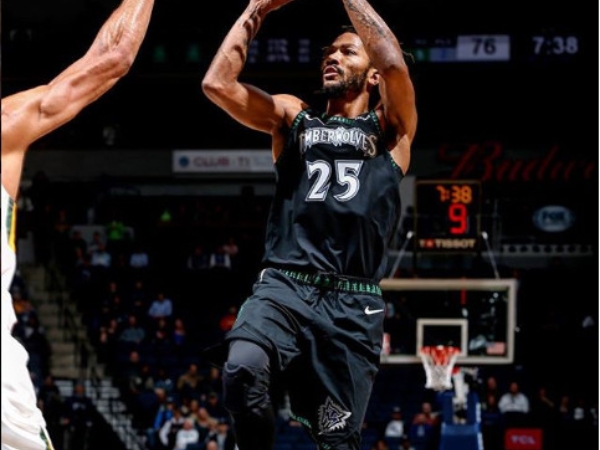 重返 MVP 榮耀!「飆風玫瑰」Derrick Rose 再度綻放 單場豪取 50 分感動全場觀眾球迷!