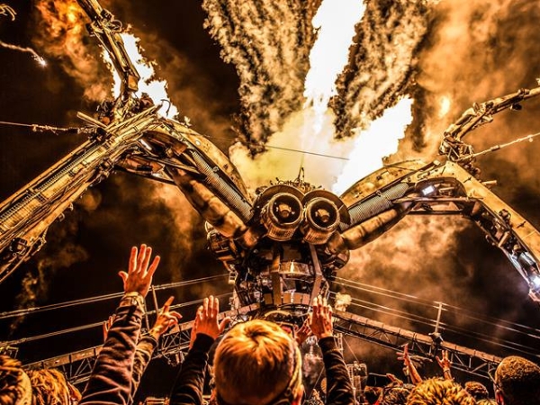 Arcadia 大蜘蛛最後一年登陸台灣！你不得不去的 8 大理由編輯一次揭露