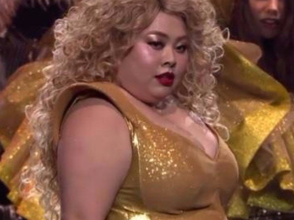 渡邊直美登台中國雙 11 晚會大跳蔡依林〈舞孃〉　親自唱一大段中文歌詞誠意滿點！