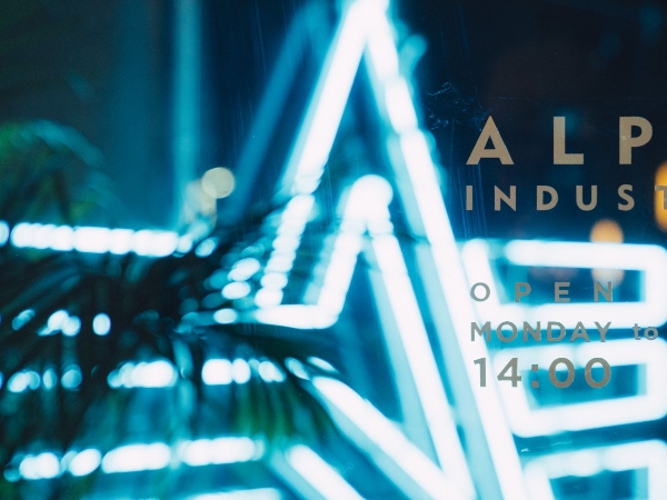 Alpha Industries 東區旗艦店開幕！美日線商品一應俱全，各式軍外套等你來挑！