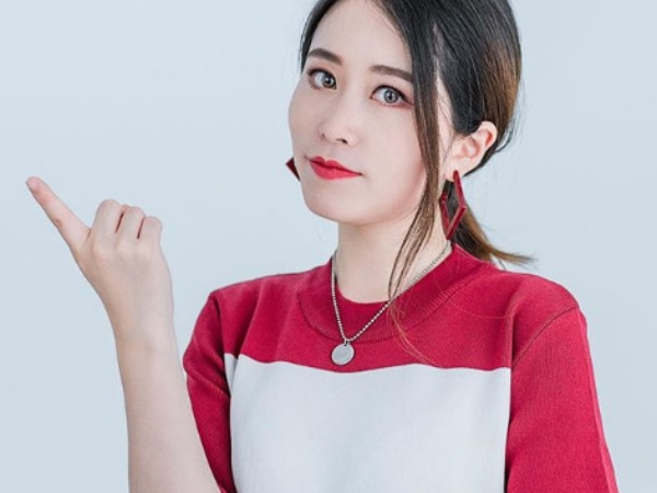 福利放送!吃貨女神「辦公室小野」絕美比基尼影片曝光 雪白肌膚「水蛇腰」現形