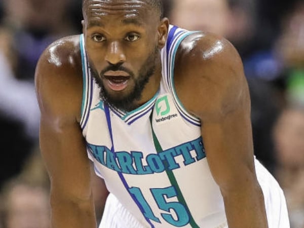 哭笑不得！盤點 NBA 歷史上「得 60 分以上卻還是輸球」的 5 位悲情英雄　竟連「喬神」也上榜？