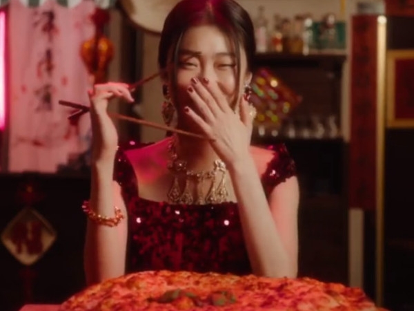 形容筷子是「小棍子形狀的餐具」！Dolce & Gabbana 重蹈覆轍再惹辱華爭議