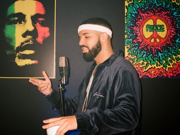 「如果可以跟 Drake 來場祕密約會，你想做什麼？」你最好先想好，因為這很有可能會實現⋯⋯