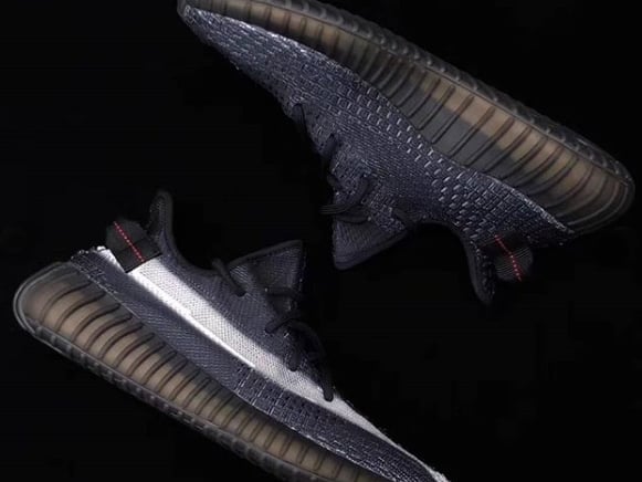 世上 Yeezy 百百種，唯獨這雙「猛毒版」與眾不同 ! 網友：「我願意當宿主！」
