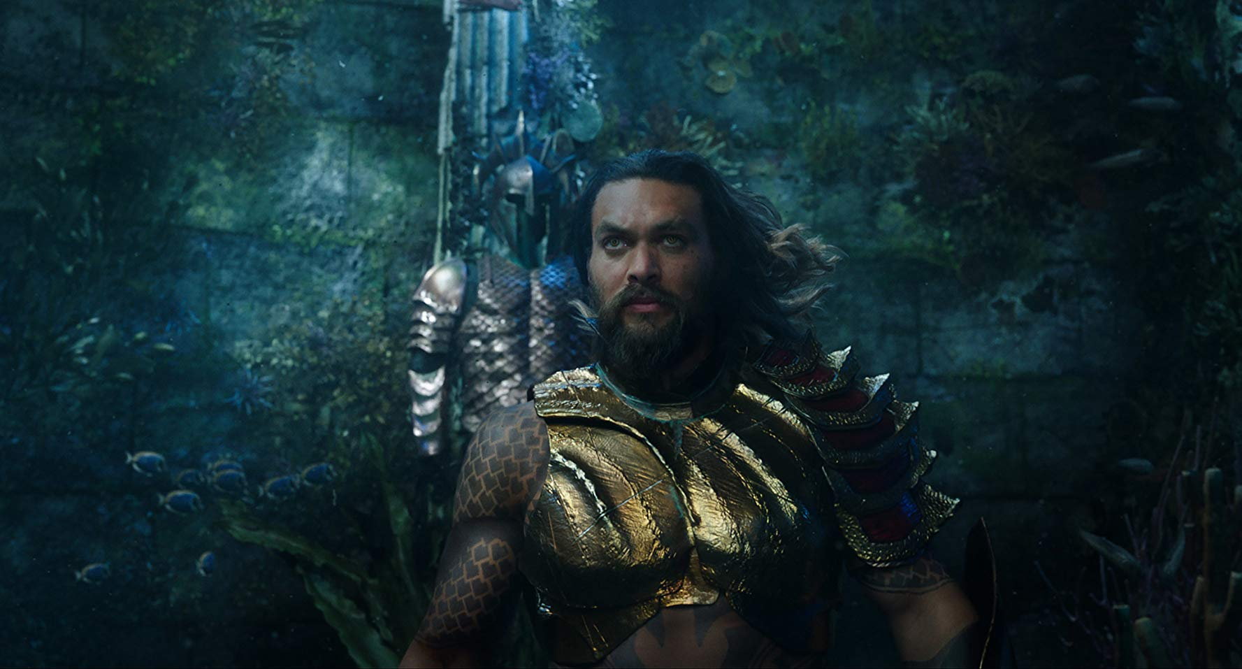 溫子仁首部 DC 超級英雄片《水行俠》倫敦首映會　傑森摩莫亞拿三叉戟走紅毯超帥氣！