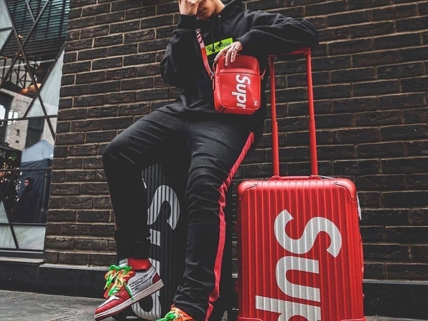 台灣 RIMOWA 驚傳收攤！以後要買 Supreme、Off-White 行李箱可沒那麼容易了！
