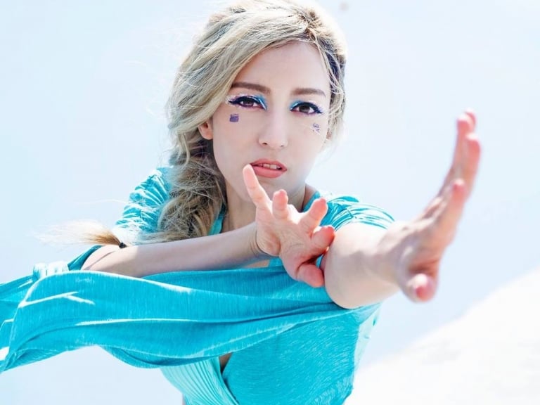 揮別甜嗓！Lara 梁心頤喚起大家心中的《千面獸》
