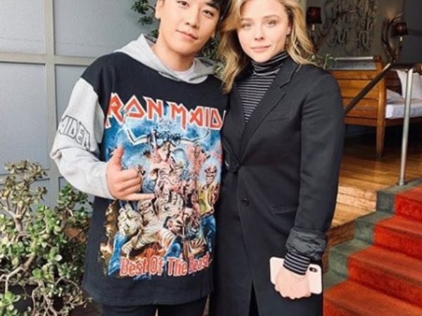 WHAT?原來超殺女克蘿伊也是 Kpop 粉!蒐集韓星合照親口認:「我是 GD 迷」