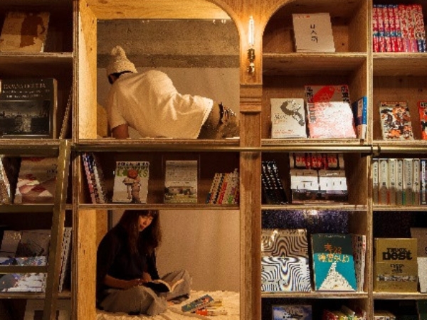又見台灣之光！「書蟲最愛」全球特色書屋 Top10　與書香擁抱一夜！