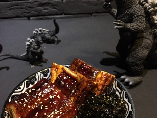 份量大到你吃不完！澎拜丼飯推出燒肉片全系列　海陸三天王合體超飽足
