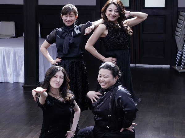 渡邊直美 為新作《Sunny 我們的青春》甜喚粉絲催票 與200位高校辣妹熱情尬舞 直呼又累又開心