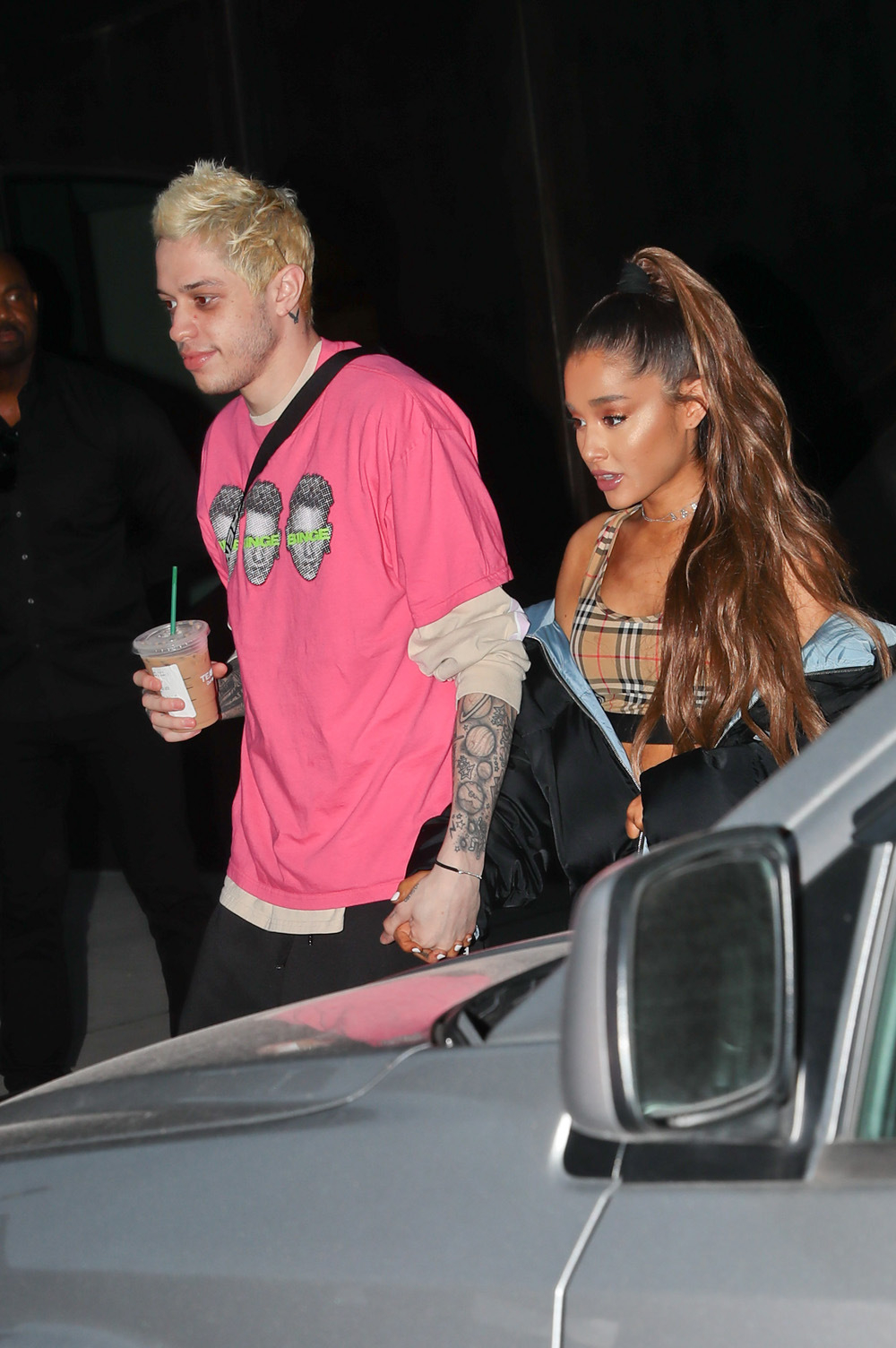 長期遭受網路霸凌之苦！Ariana 要大家停止攻擊 Pete Davidson