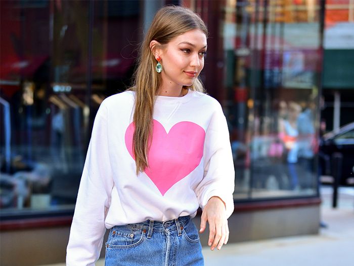 Gigi Hadid 在訪談中公布自己最怕在洗澡後看到「這個」？！粉絲：答案讓人有點反應不過來...