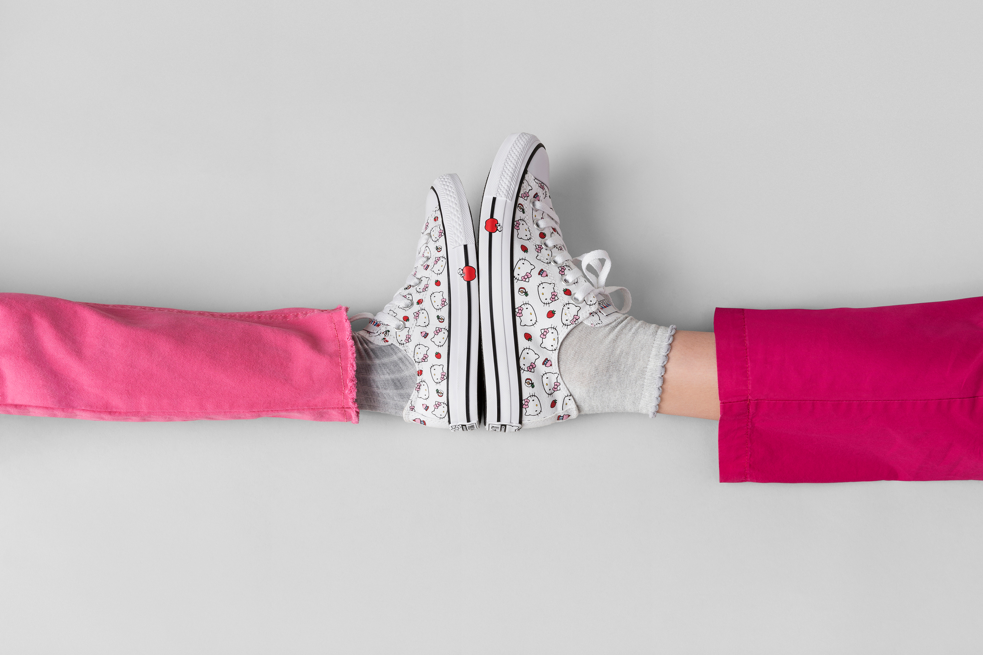 Converse X Hello Kitty 再次聯手推出全新合作系列