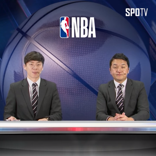 用生命在工作！南韓 NBA 球評「鼻血狂流」仍堅持播報比賽　一旁主播轉頭看到後直接嚇傻！
