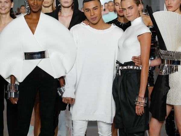 BALMAIN 跟風改 logo 卻遭爆抄襲？創意總監「這個舉動」讓大家都不好再追究下去了 …