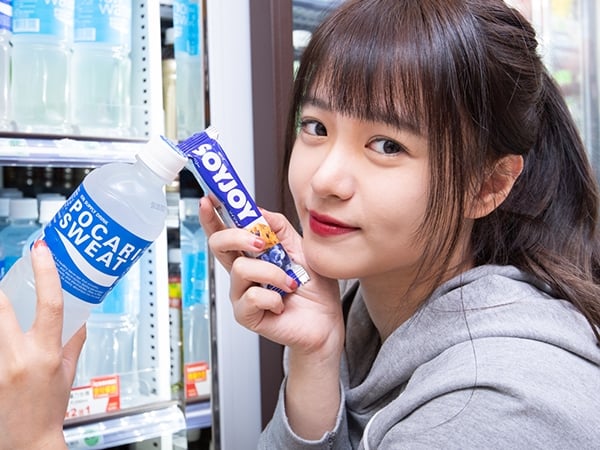 上班族運動前不知道要吃什麼?3 階段「便利商店運動菜單」教給你! 網友:原來秘訣就在……