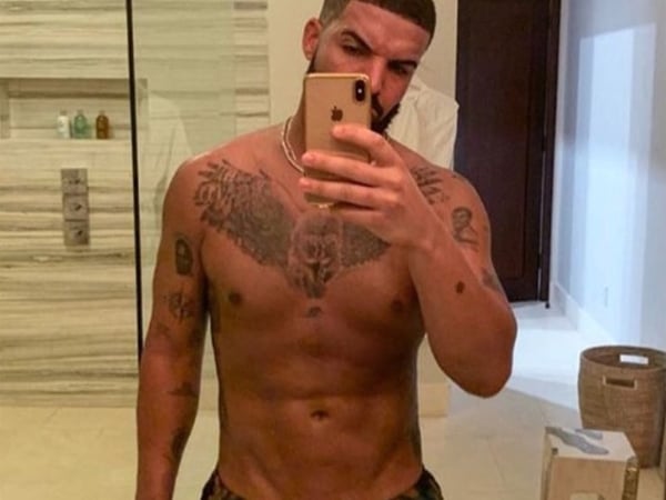 惜肉如金的 Drake 竟在鏡頭前大秀肌肉！網友：「看 MV 時還以為他只有鮪魚肚」