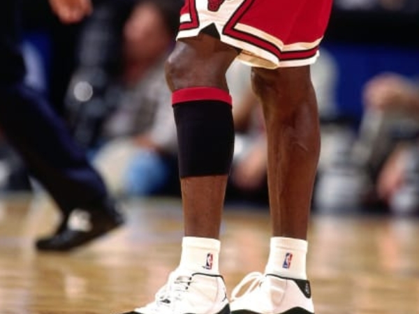 有電動玩、有禮物拿、還有超帥拍照區！快穿著你的 AJ 11 CONCORD 來微風松高玩到爽！